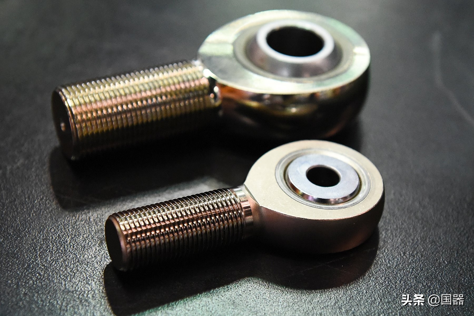 西(xi)方長期扼住中(zhong)國關節軸承,中(zhōng)企如何突破圍(wéi)堵,并反向出口(kǒu)到美國