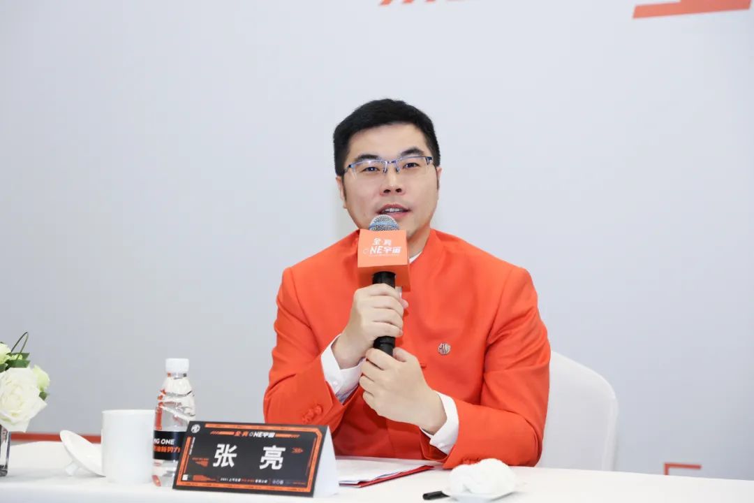 讓更多(duō)的年輕人享受前(qian)沿科技,MG ONE的護城河(hé)非常深