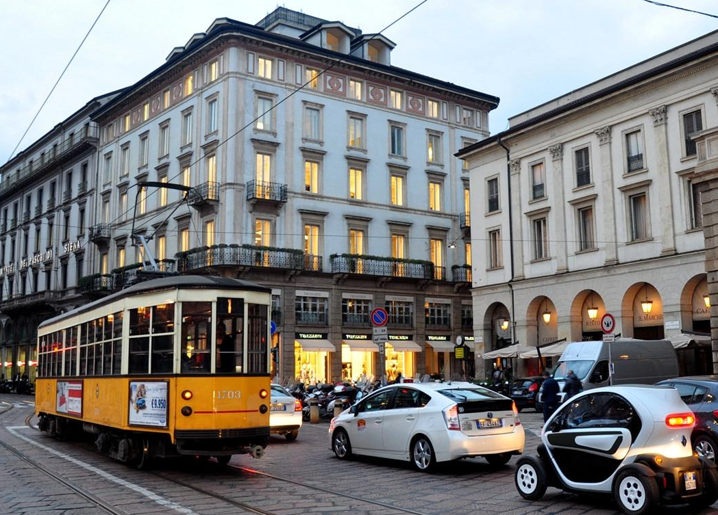 “不該(gāi)哄擡價格(ge)的”,中企自(zì)研高鐵軸(zhou)承後,美歐(ou)沒辦法卡(kǎ)脖子了